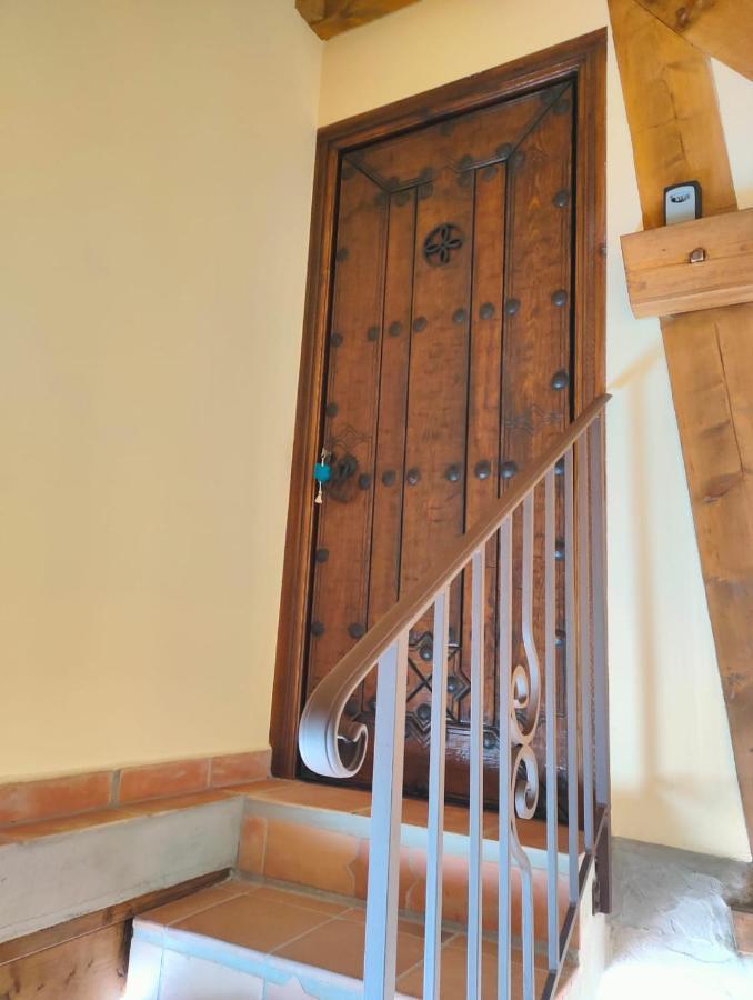 Entre Galets Apartment Sauveterre-de-Bearn Exterior photo